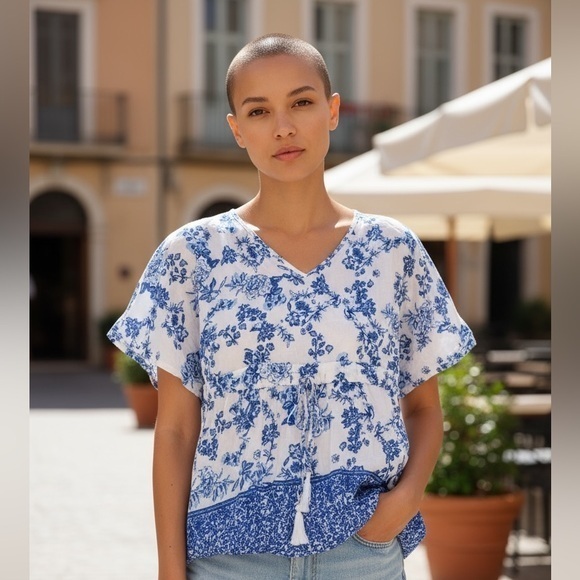 blue island Tops - Blue Island Floral Blouse